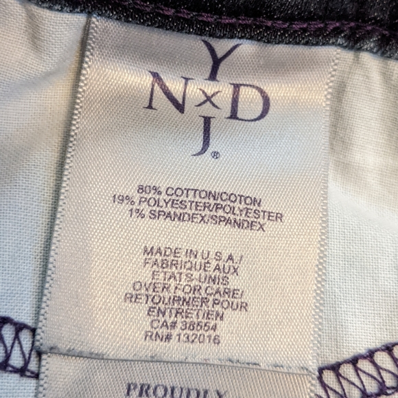 NYDJ Straight Leg Jeans Size 10P - Picture 11 of 11